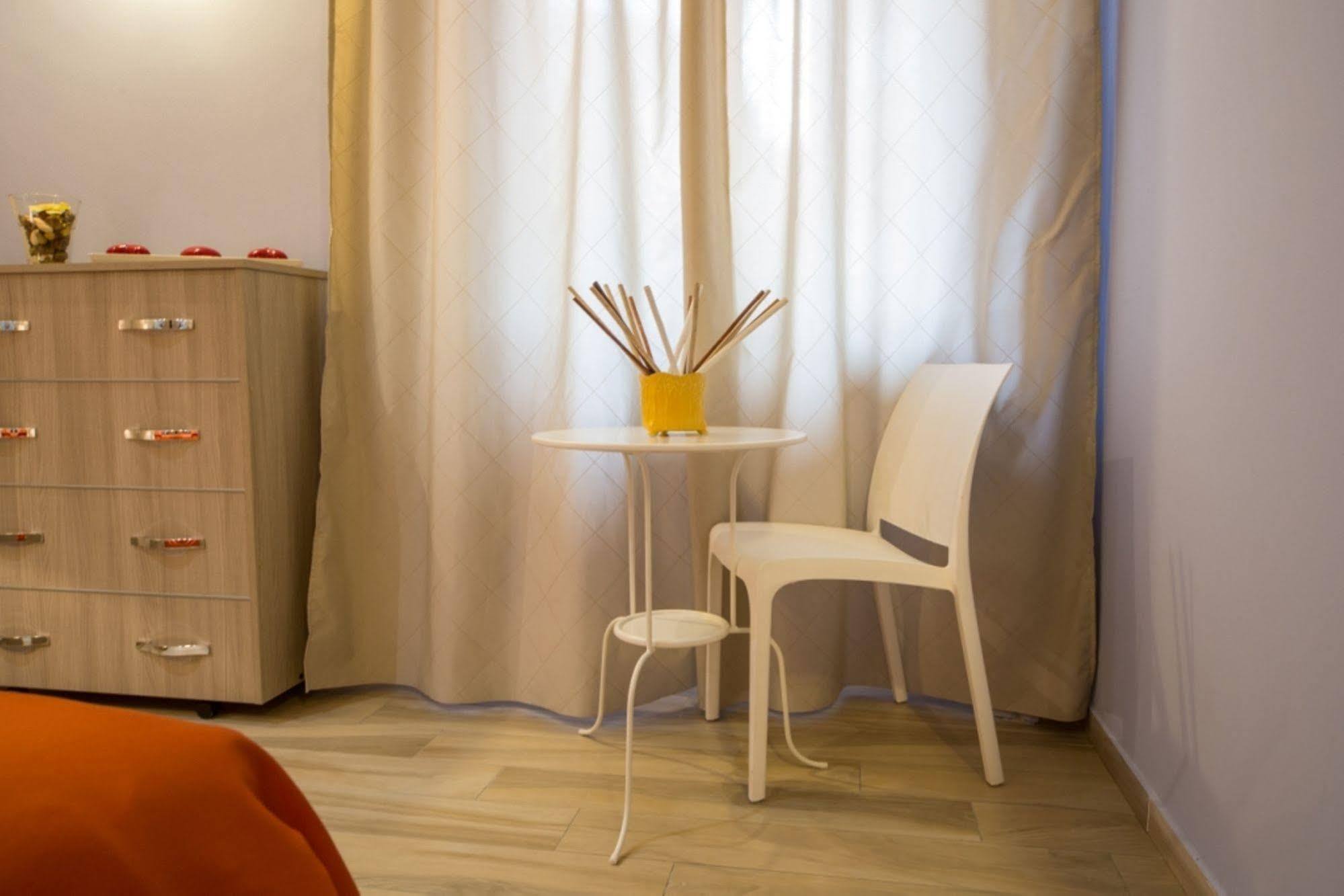 Mikale Rooms Ρώμη Εξωτερικό φωτογραφία