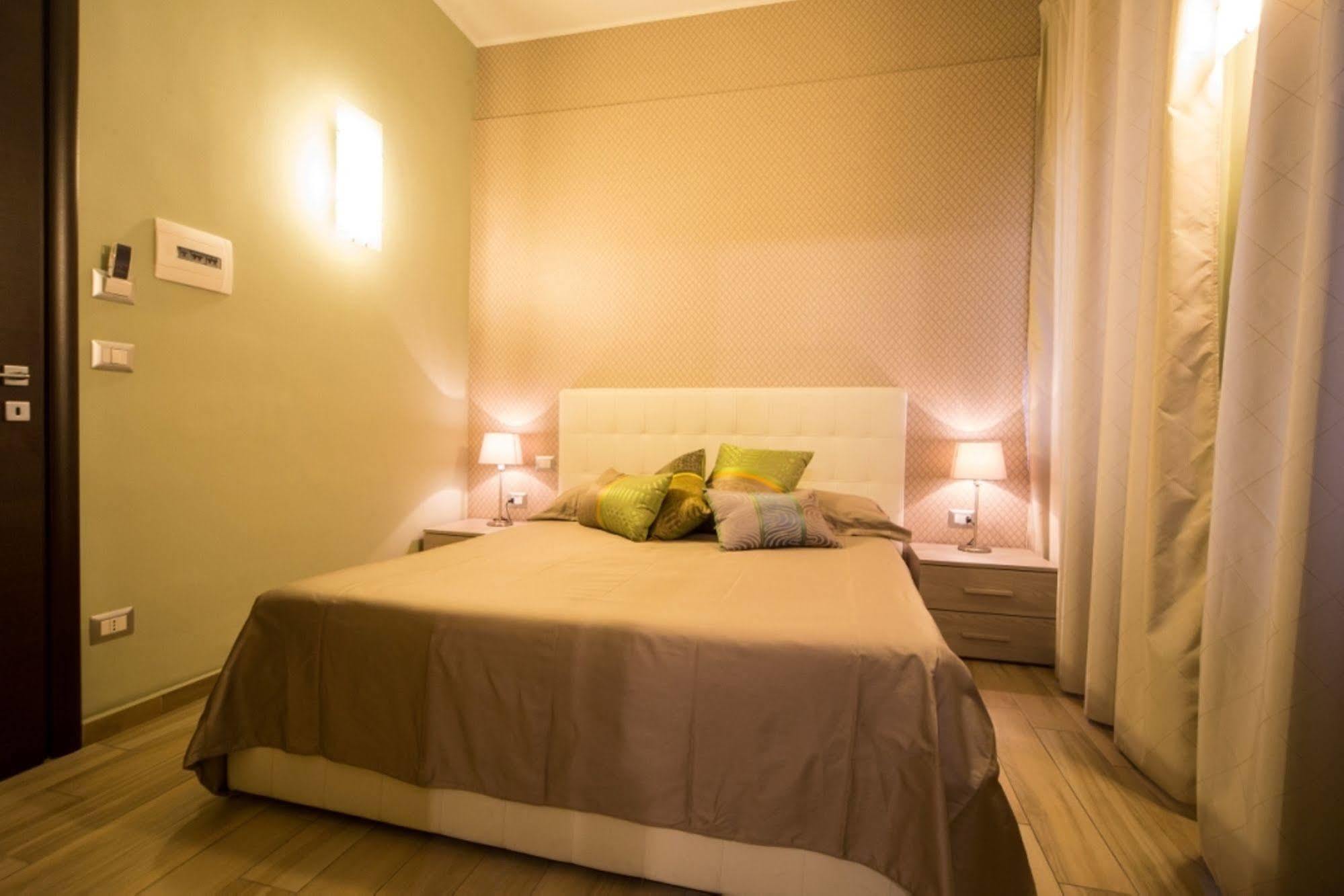 Mikale Rooms Ρώμη Εξωτερικό φωτογραφία